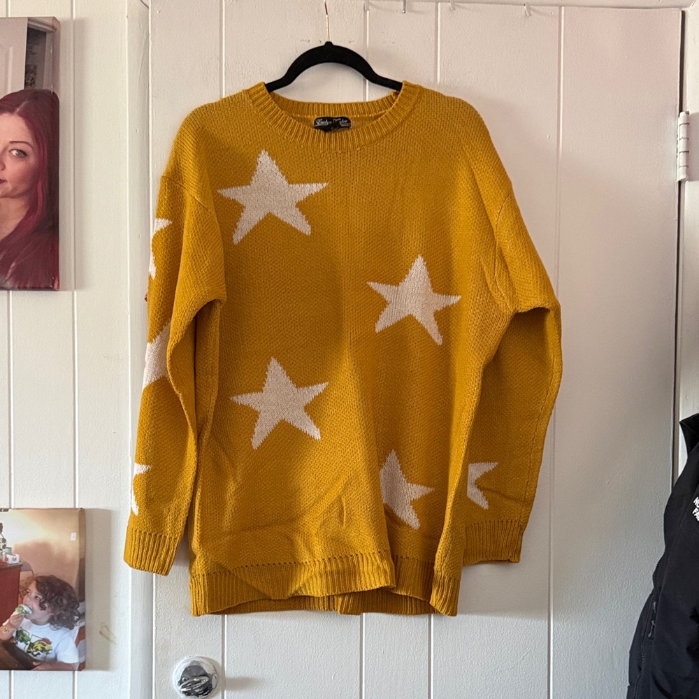 Golden Star Pattern Crew Neck Sweater